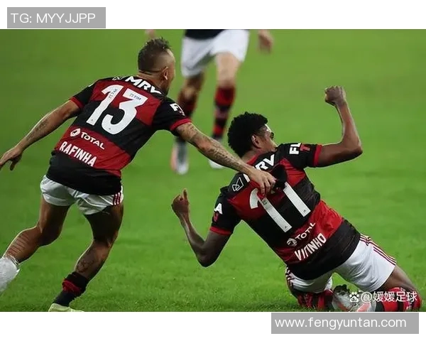 克劳利队与斯蒂文尼奇队激战正酣谁能在这场较量中脱颖而出