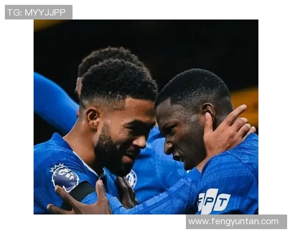 切尔西与热刺对决佩德罗表现抢眼助球队争夺胜利 切尔西与热刺对决佩德罗表现抢眼助球队争夺胜利