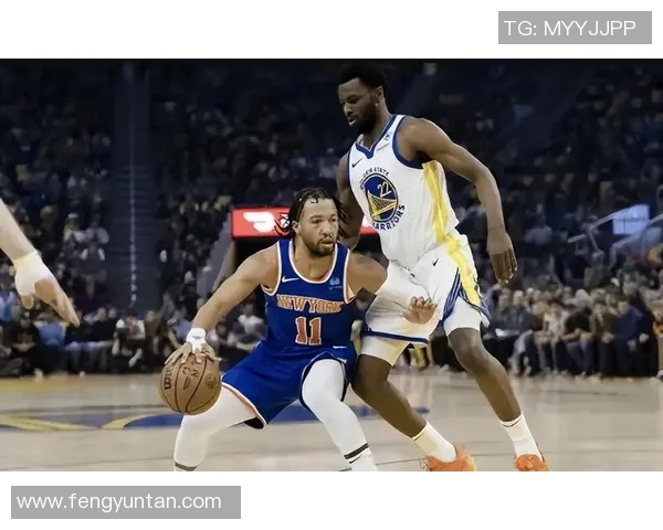 勇士与雷霆激战正酣纬来体育全程直播精彩瞬间 勇士与雷霆激战正酣纬来体育全程直播精彩瞬间