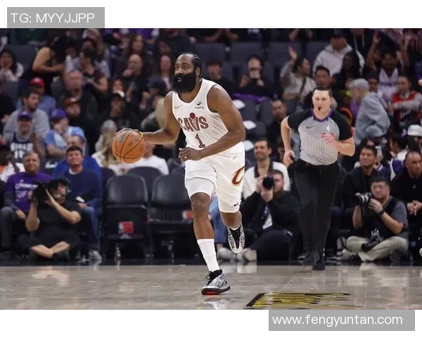 哈登重返火箭成真休斯顿全力以赴顶薪签约昔日MVP 哈登重返火箭成真休斯顿全力以赴顶薪签约昔日MVP