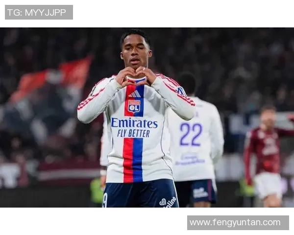 恩德里克的崛起之路：从青涩少年到足球界新星的成长历程