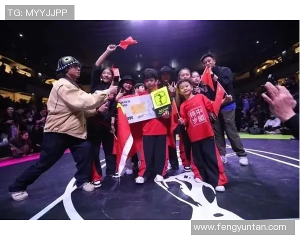 重庆街舞队引发的意识形态争议与社会反响探讨 重庆街舞队引发的意识形态争议与社会反响探讨