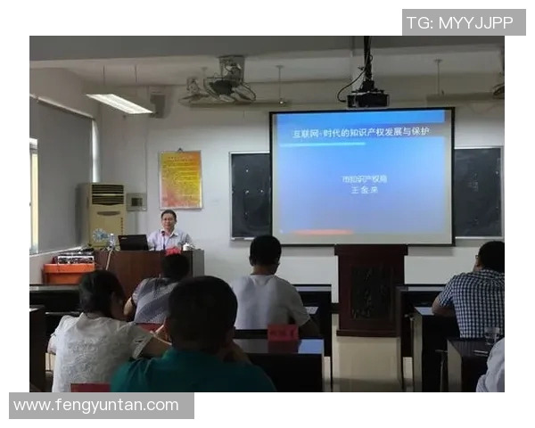 钟诚:在时代变革中探索创新与责任的年轻力量 钟诚:在时代变革中探索创新与责任的年轻力量