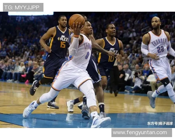 雷霆与爵士激战正酣2月23日精彩对决引发球迷热议 雷霆与爵士激战正酣2月23日精彩对决引发球迷热议