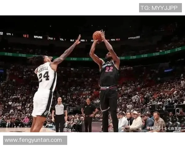 马刺与热火激战正酣篮球直播精彩瞬间回顾与分析 马刺与热火激战正酣篮球直播精彩瞬间回顾与分析