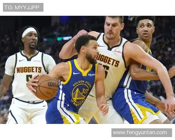 勇士与掘金对决库里精彩得分表现引发球迷热议